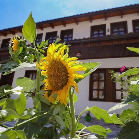 ホテル The House Of Dollma , Inside Kruja Castle エクステリア 写真