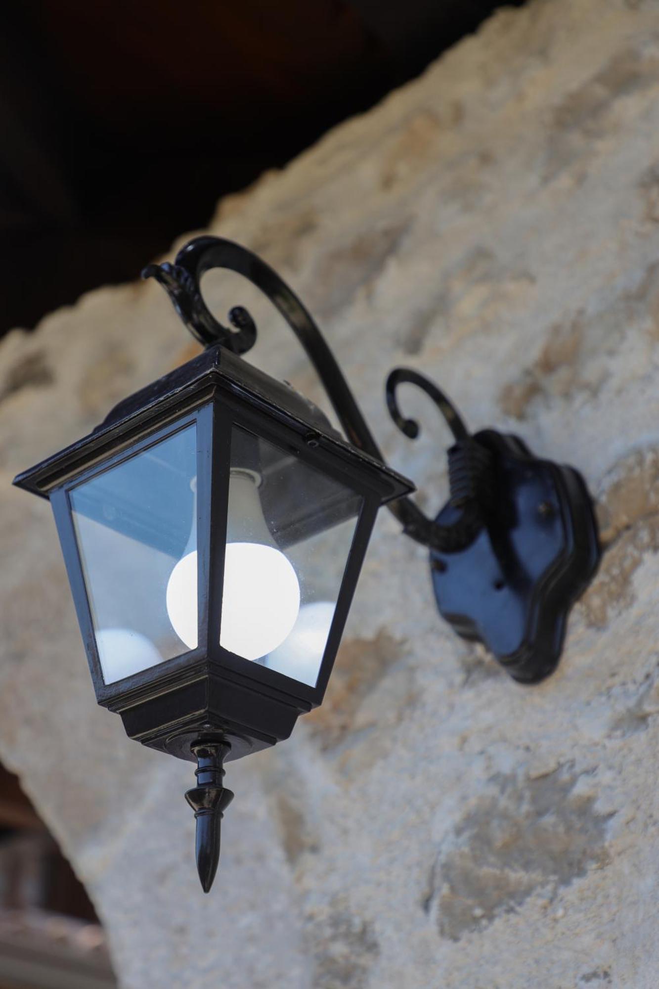 ホテル The House Of Dollma , Inside Kruja Castle エクステリア 写真