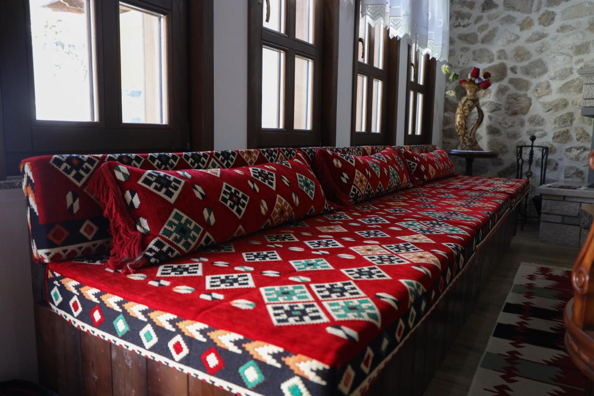 ホテル The House Of Dollma , Inside Kruja Castle エクステリア 写真